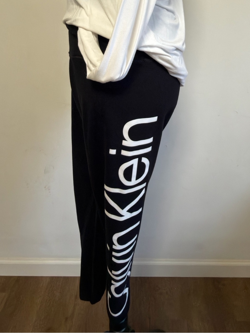 Woman’s Calvin Black leggings
